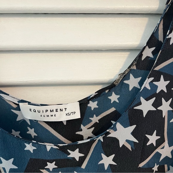 Silk Blouse from Equipment with stars, patriotic pattern - Picture 7 of 10